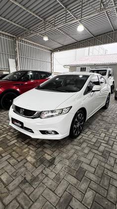 HONDA CIVIC 1.8 LXS 16V FLEX 4P MANUAL